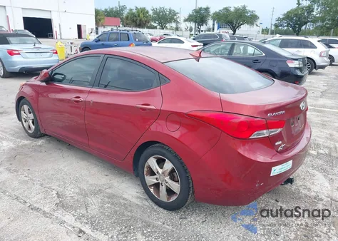 2013 Hyundai Elantra Gls z USA, uszkodzony, nr VIN 5NPDH4AE6DH440227